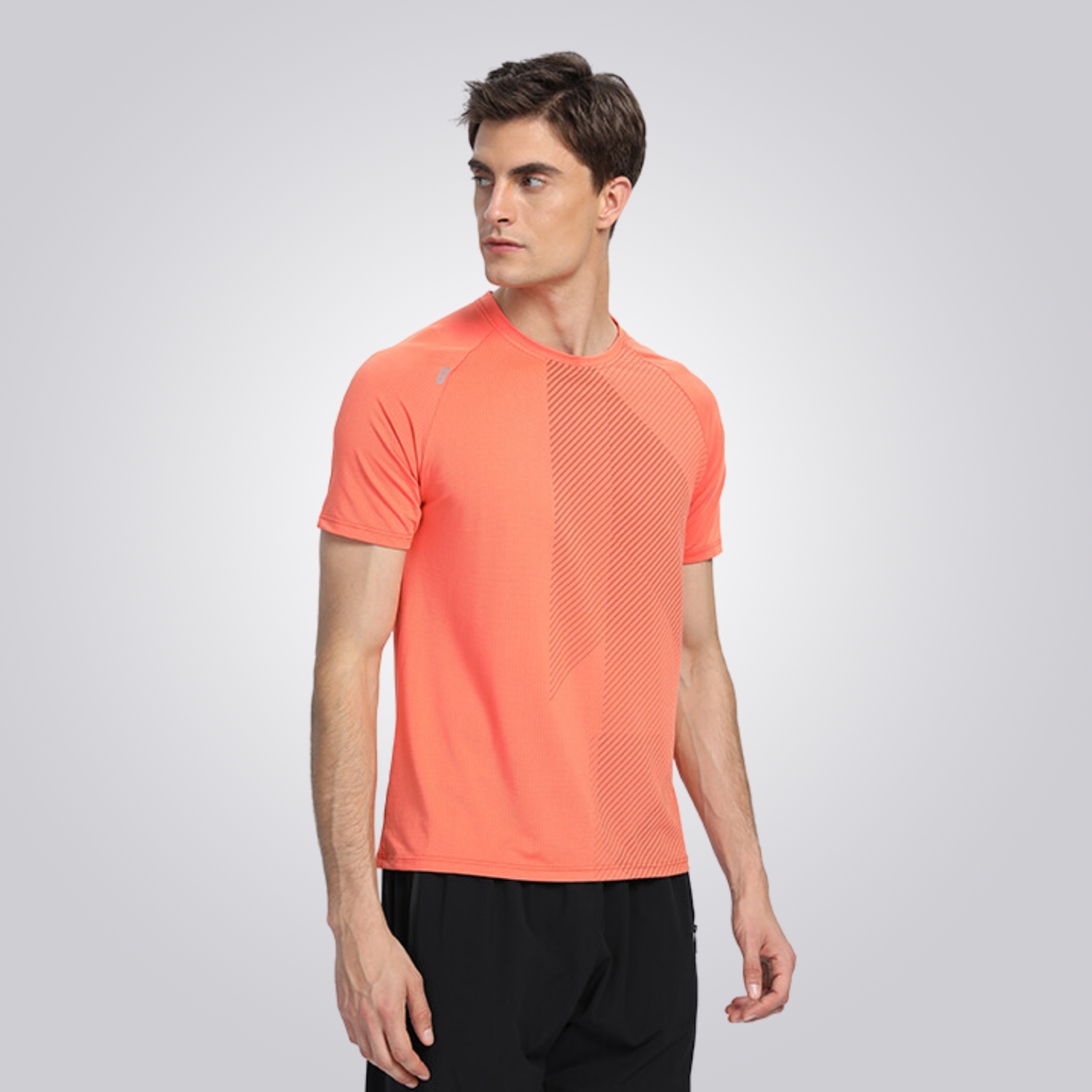 AeroDry メンズ 速乾 Tシャツ 通気性抜群 快適な人体工学設計 高機能フィット 長時間着用に最適 さらに汗処理性能で集中力キープ
