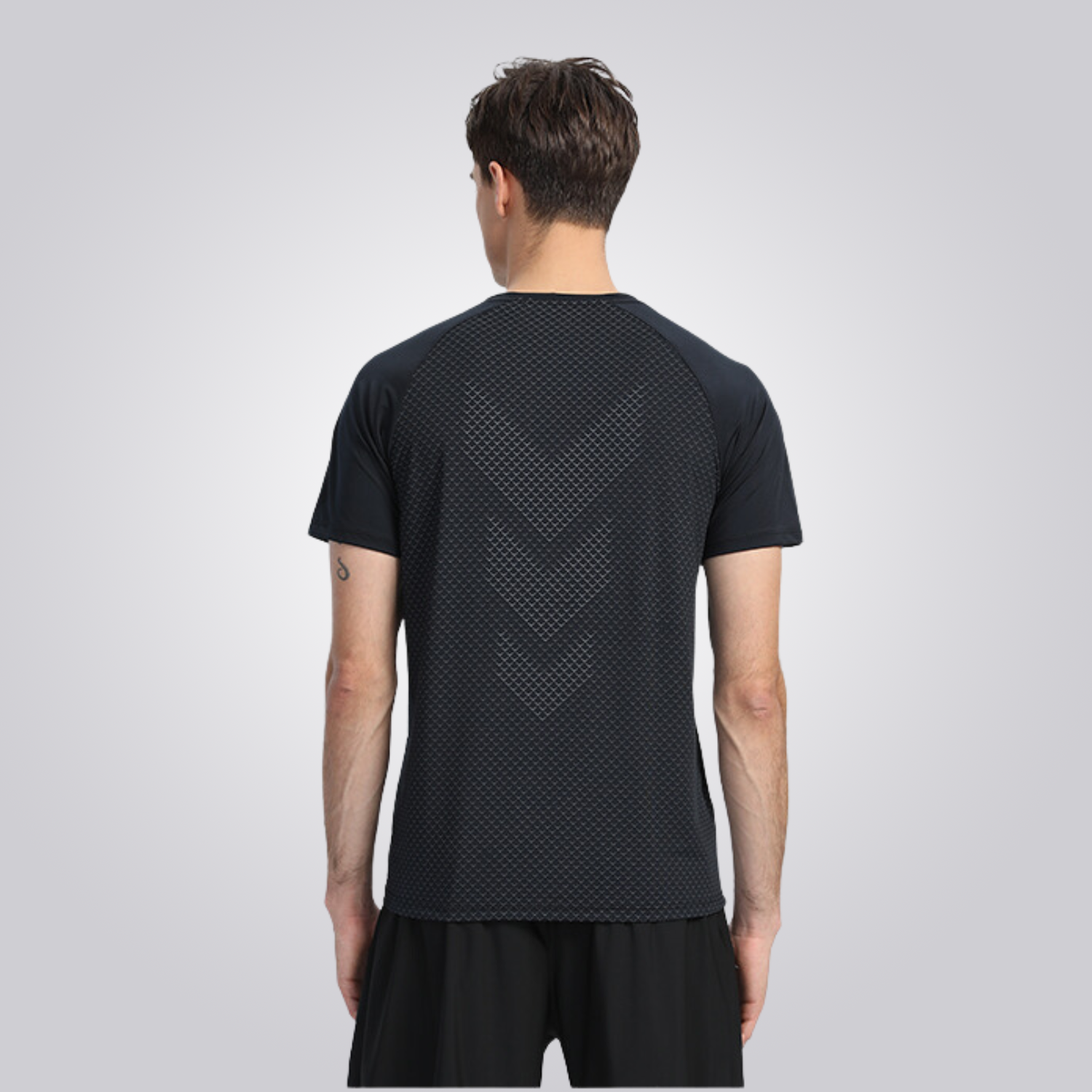 AeroDry メンズ 速乾 Tシャツ 通気性抜群 快適な人体工学設計 高機能フィット 長時間着用に最適 さらに汗処理性能で集中力キープ